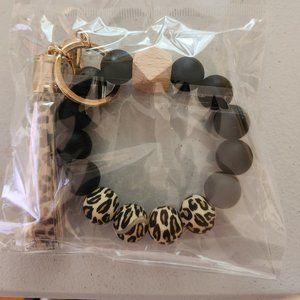 Silicone bracelet and keychain popular